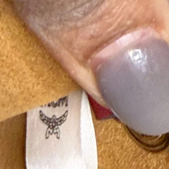 MCM Burgundy Leather Shoulder Bag with unbranded Gold Chain - Picture 12 of 16